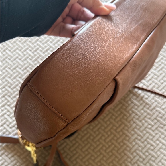 AIMEE LOW KEY LUXE HOBO BAG- EUC - Picture 15 of 16